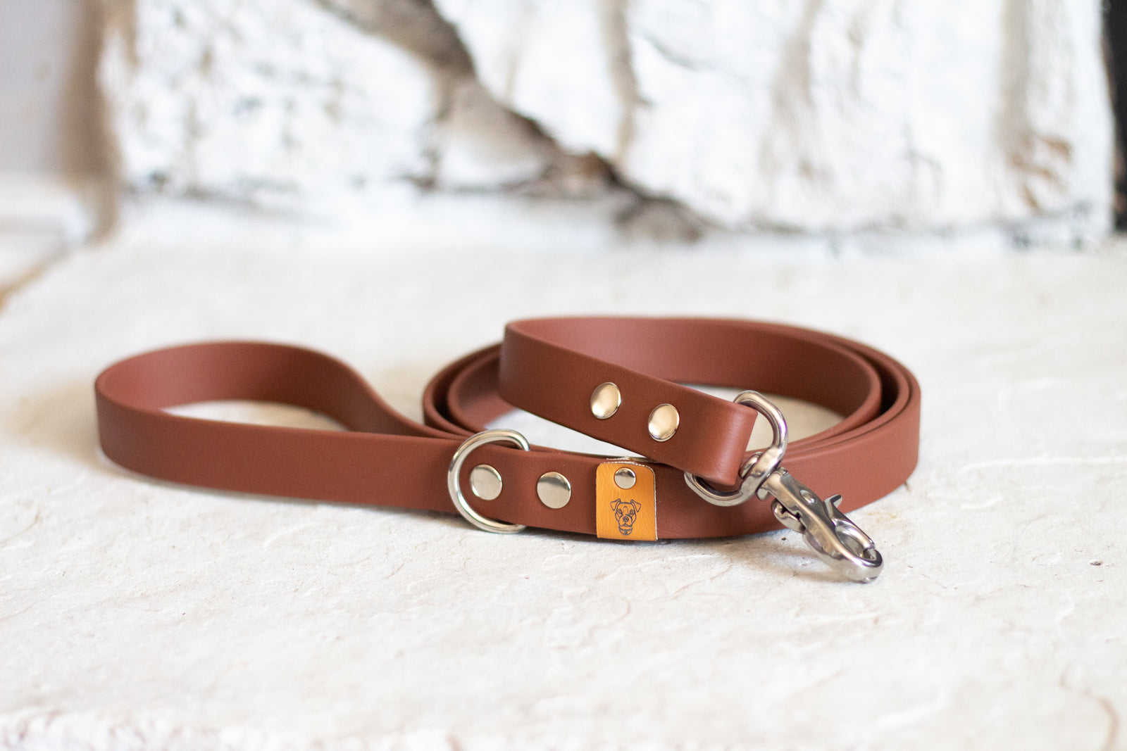 Warm Brown Proof Leash