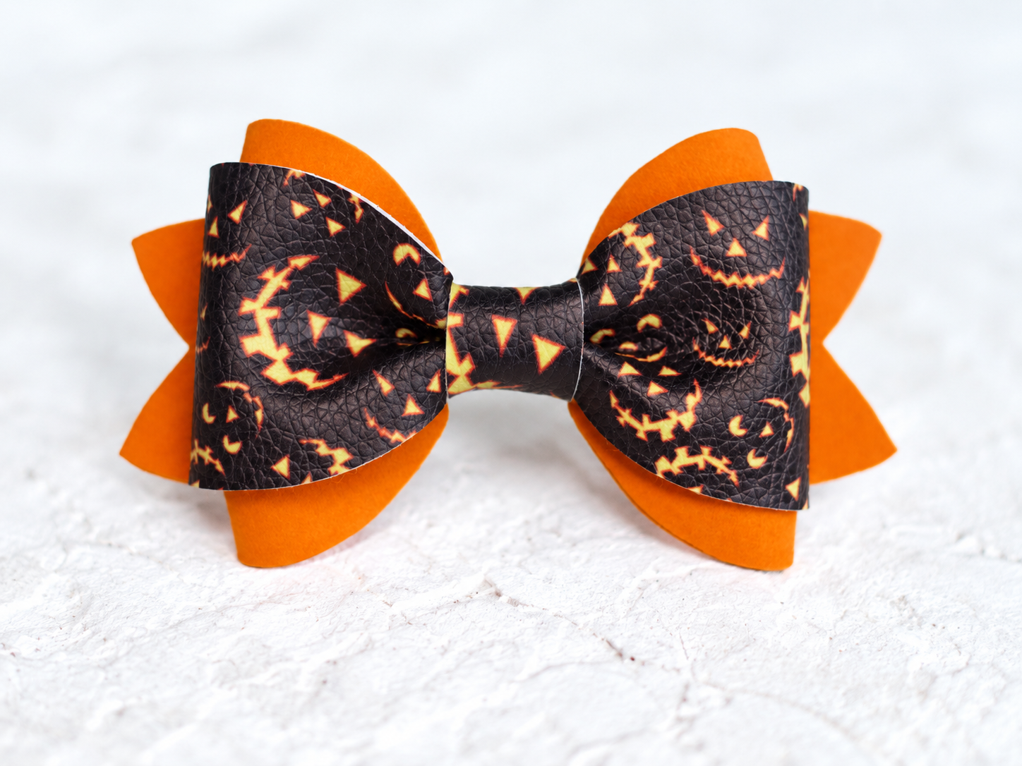 Jack-O-Lantern Bow Tie