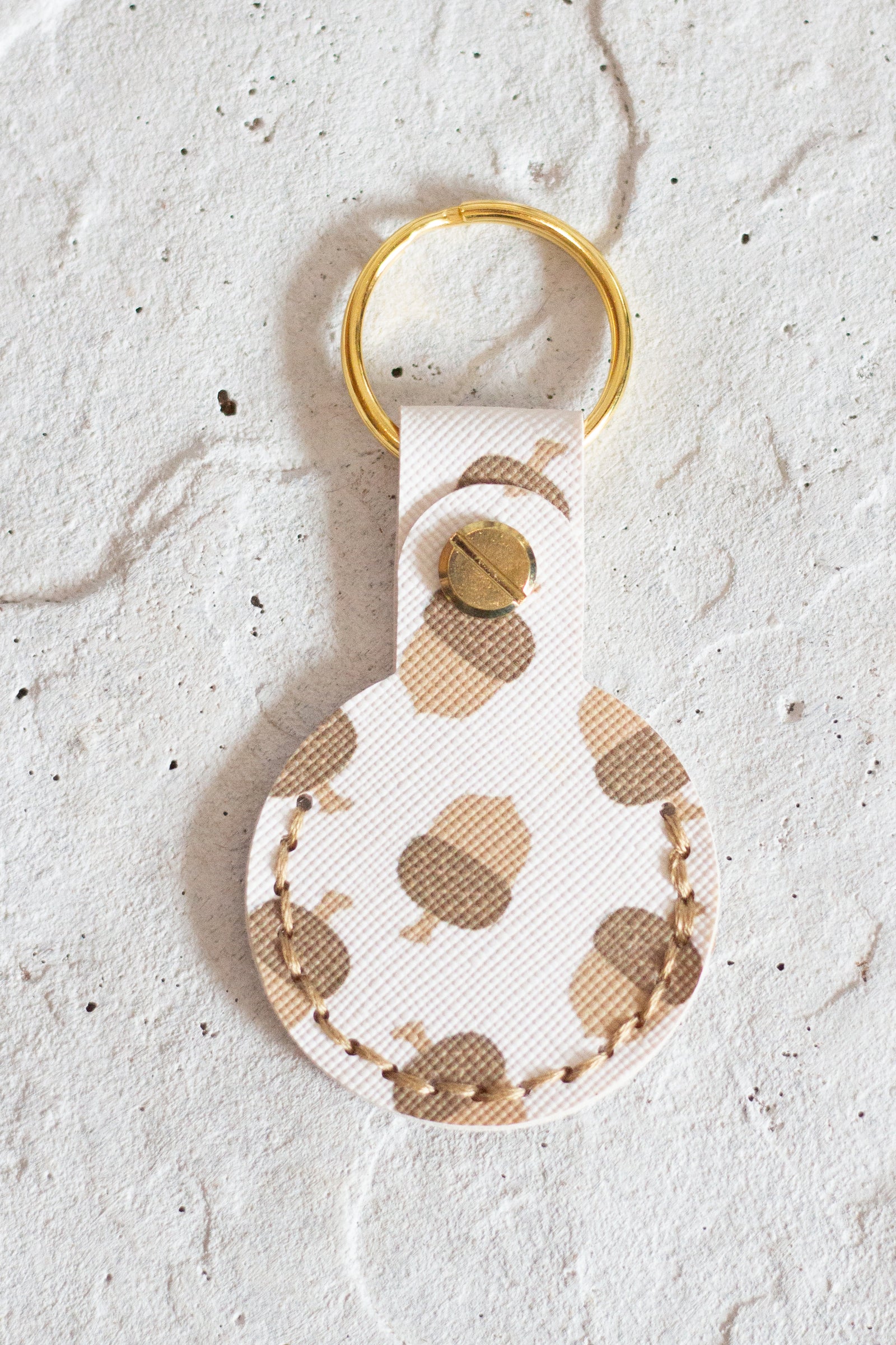 Acorns Air Tag Holder
