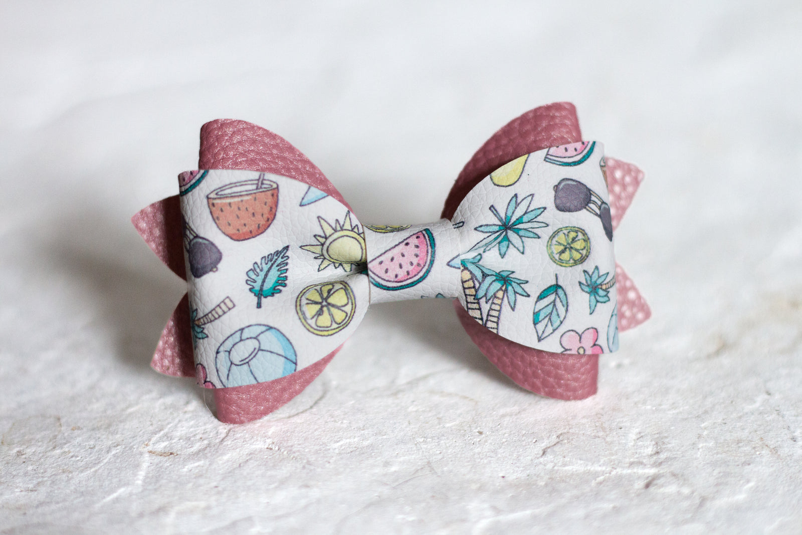 Shells Bow Tie