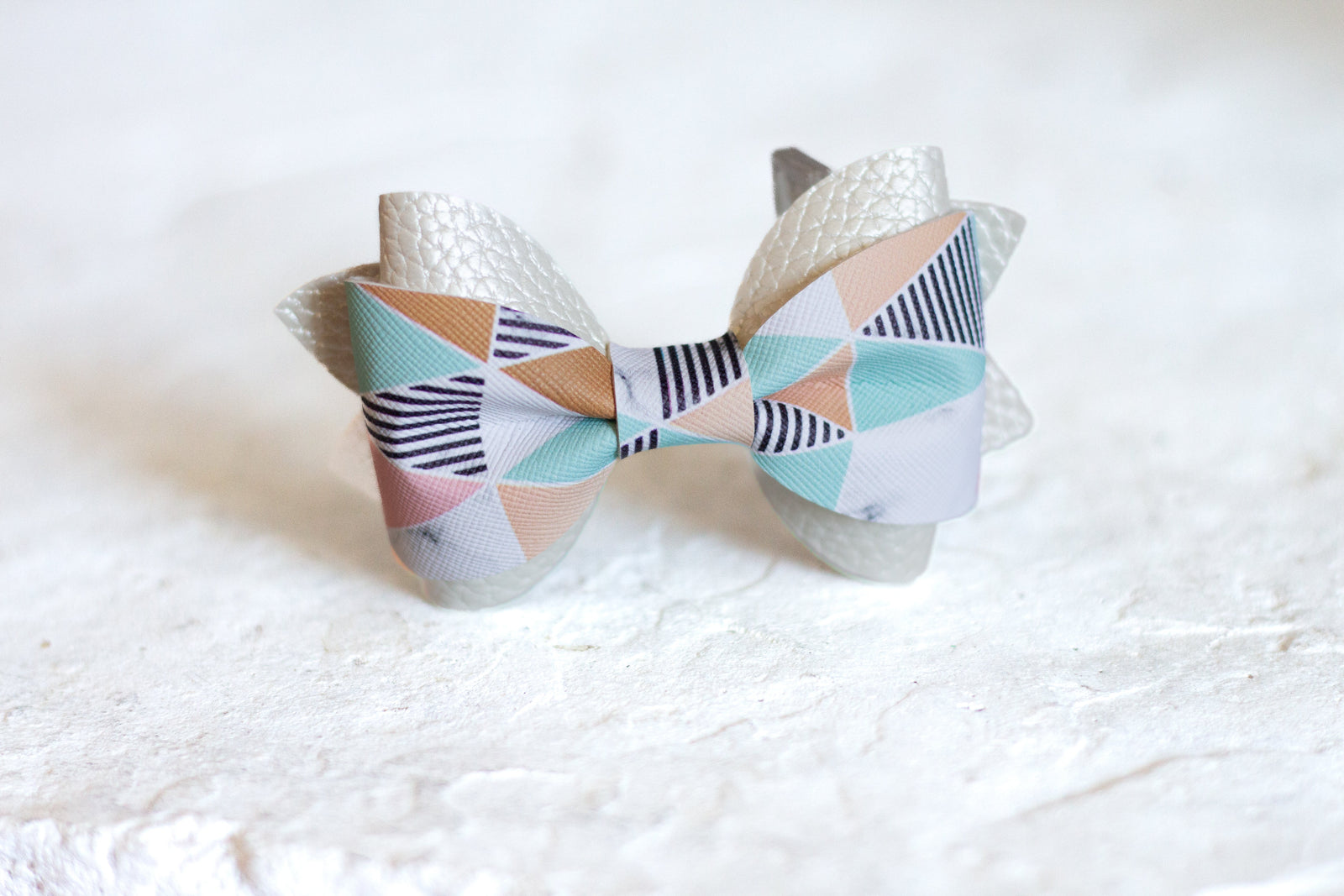 Geometric Bow Tie