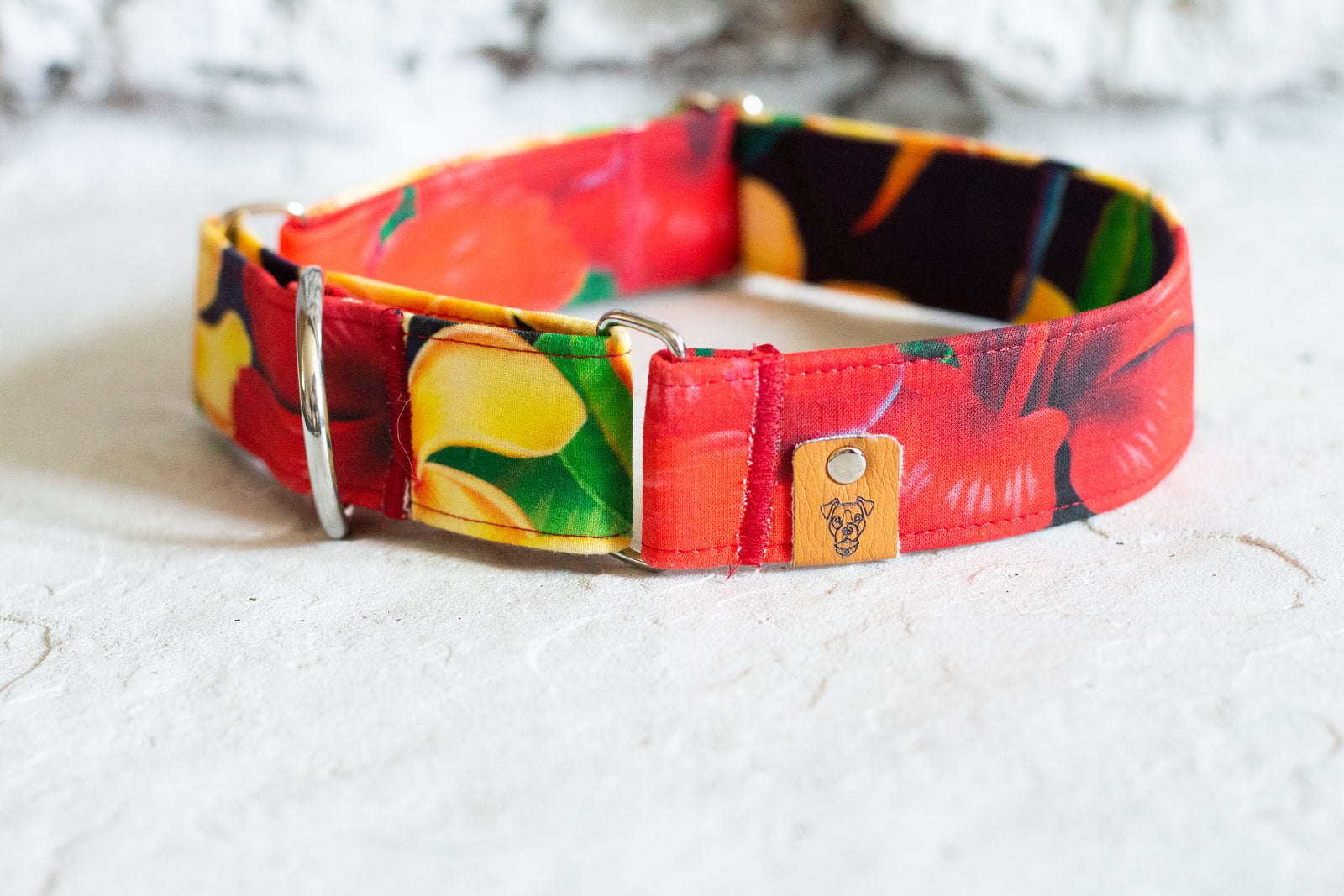 Bora Bora Martingale Collar