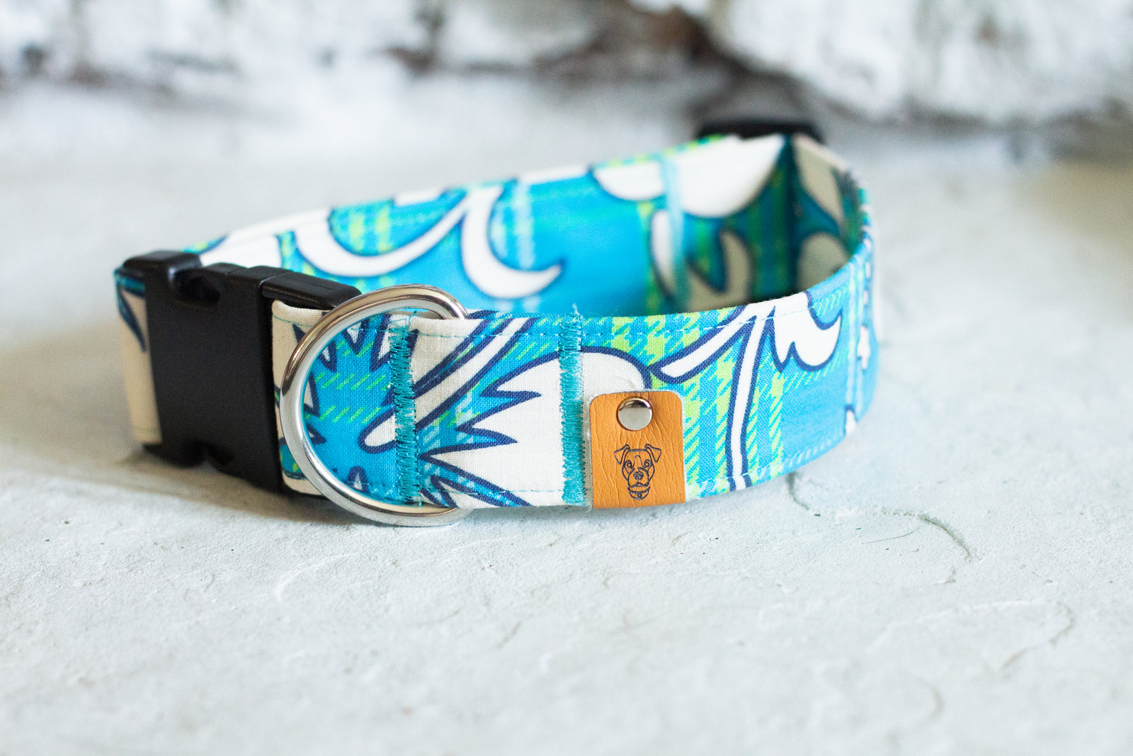 Hawaii Buckle Collar