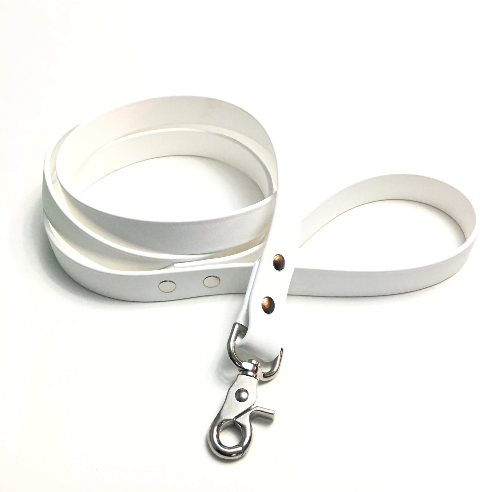 White Proof Leash - N.G. Collars